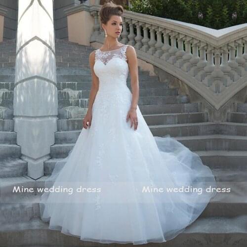 Scoop Neck Wedding Dress Lace Appliqued Sleeveless Vestidos De Novia 2019 Sweep Train Vintage Wedding Gown A Line Bridal