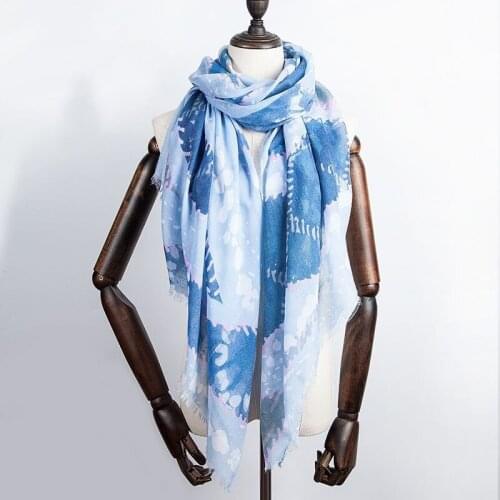 10 pcs New fashion Hi-Q viscose tassels geometric diamond printing bandana Muslim hijab women scarf/scarves wraps fashion shawl