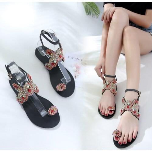 Women Bohemia Sandals Summer Boho Flat Heel Metallic Beads Ethnic Rhinestone Bohemian Thong Soft Beach sandalias de las mujeres