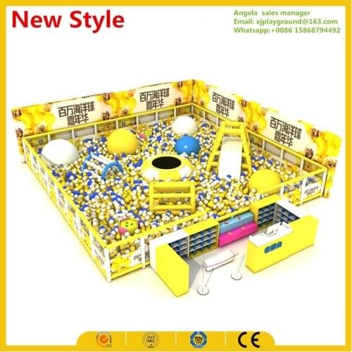 2017 new product indoor playground with big balls pool