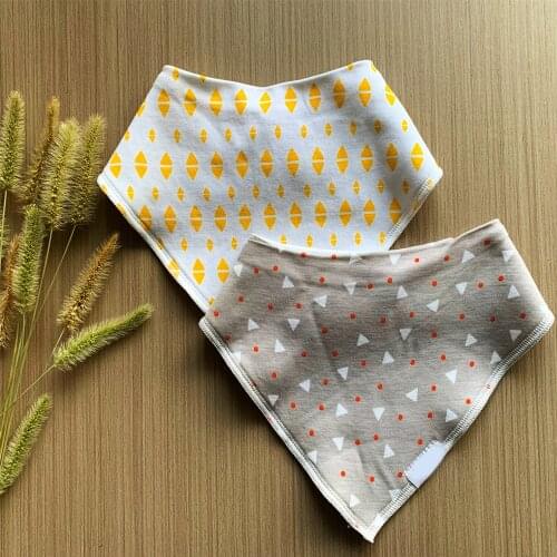 4 Pcs Pack Cute Unisex Baby Bibs Set Soft Cotton Polyester Absorbent Drool Bandana