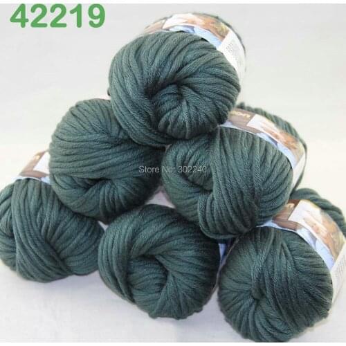 LOT of 6 Balls X 50g Special Thick Worsted Cotton Knitting Yarn Dark Green 2219