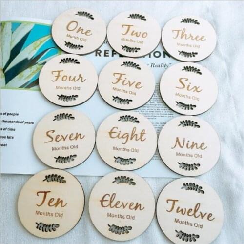 Ins Nordic Wooden Baby Birthday Memorial Milestone Card Leaf Numbers Engraved Wood Infants Newborn Gifts Photography Props Set