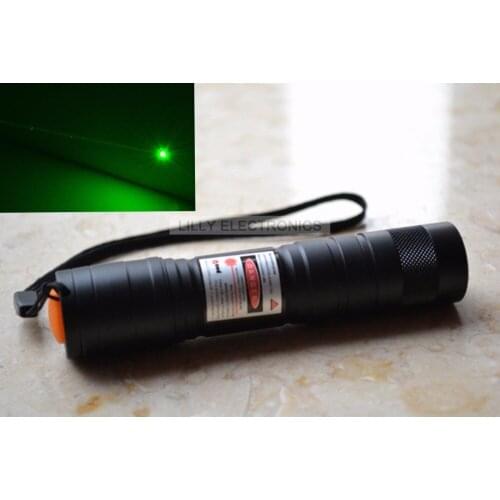 5MW 532NM FLASHLIGHT STYLE GREEN LASER POINTER Can light matches and balloon