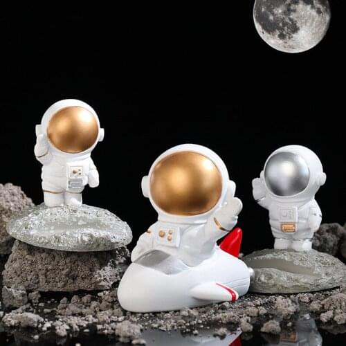 Creative Astronaut Ornaments Spaceman Model Sculpture Resin Crafts Modern Home Office Desktop Decoration Statue Childrens Gifts