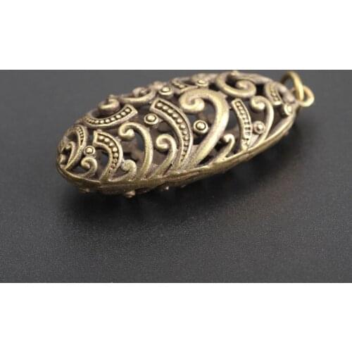 Pure Brass Openwork Ellipse Pendant Bronze Ware Flower Pendant Accessories Car Key Chain Pendant Small Gift Necklace Pendant