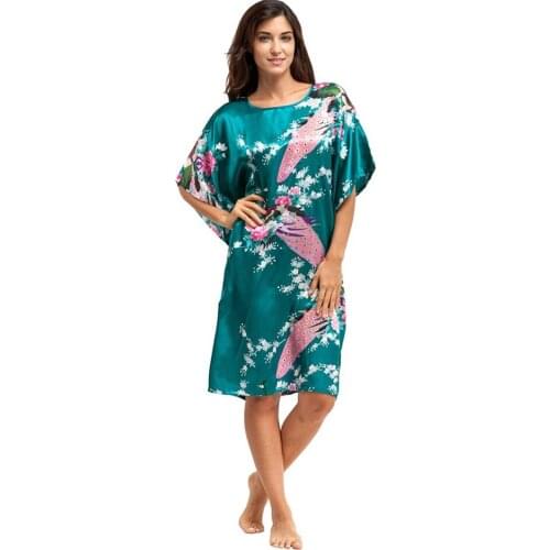 Loose Green Peacock Sleepshirt Chinese Women Silk Rayon Robe Lounge Nightgown Kimono Bath Gown Sleepwear mujer pijamas D129-16
