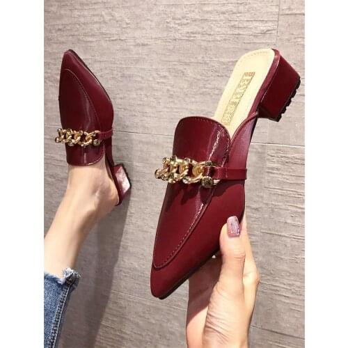 Spring And Summer New Style Baotou Ladies Slippers Fashion Pointed Muller Shoes Wild Korean Chain Half Slippers