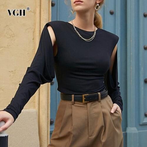 VGH Hollow Out Black T Shirt For Women Round Neck Long Sleeve Patchwork Shoulder Pad Casual T Shirts Female Fashion New 2021