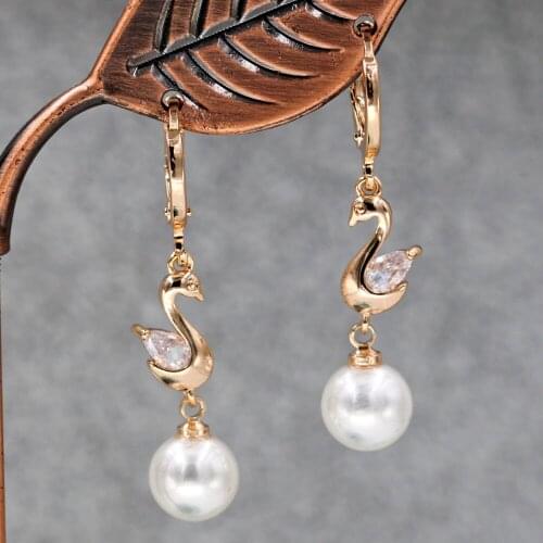 Statement Bohe Vintage Luxury Drop pearl Earrings Women 's earrings Trendy Fashion Gold Earrings white Zircon Dangle Earrings