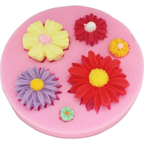 1 pcs DIY Flower Cake Mold Silicone Handmade Soap Mold 3D Soap Molds DIY Crafts Mold Baking Tools