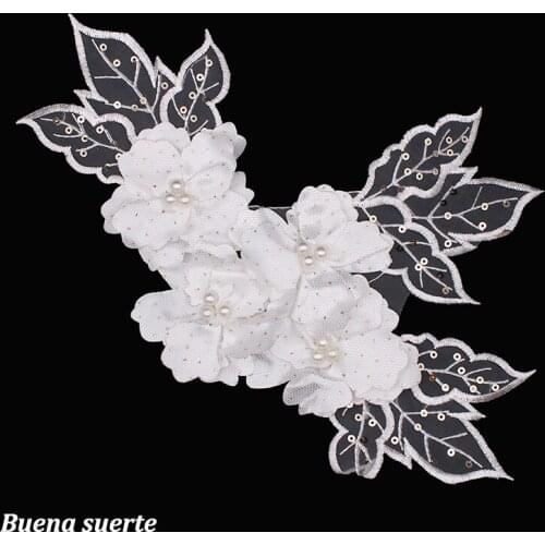 New Sequins White 3D Flower Pearl Beaded Embroiderey Neckline Lace Applique Lace Collar Wedding Dress Fabrics DIY Lace Patches