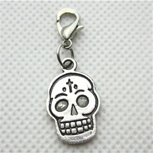 Hot selling 10pcs Silver Skull Dangle Charms Diy Bracelets Bangles Jewelry Accessory Floating Charms Lobster Clasp Charms