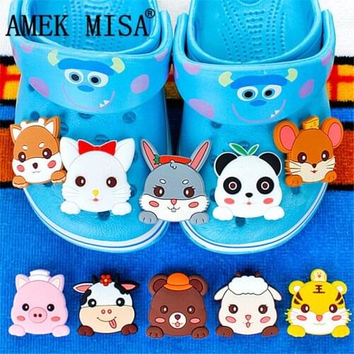Novelty 10 pcs/Lot PVC Animals Shoe Decorations Panda Tiger Charms Accessories Buckles Fit Bands Bracelets Croc JIBZ Kids Gifts