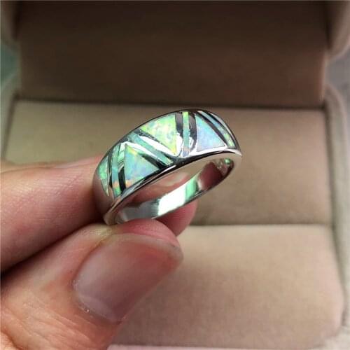 Vintage Female Silver Color Finger Ring Simple White Opal Party Wedding Ring Unique Style Engagement Promise Rings For Women