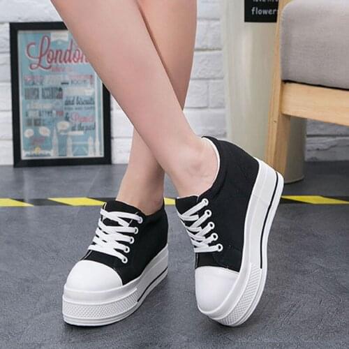 2020 New Fashion Womens Canvas Shoes Low-top Flat Couple Platform Female Shoes Holdiay Casual Trend Shoes