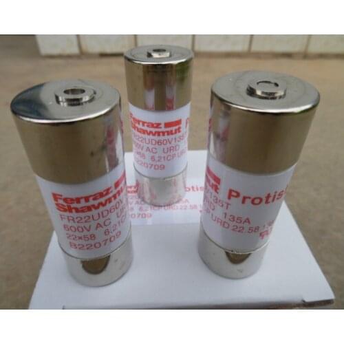 Fuses: FR22UD69V20T 6,921 CP URD 22.58 20 P093117 / FR22UD69V25T H093801 / FR22UD69V32T C093957 / FR22UD69V40T J093802 aR