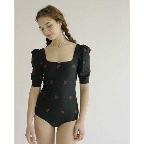 Korea Monokini Women Swimwear Half Sleeve Swimsuit High Quality Embroidery Bathing Suit sexy Monokini Beachwear 2021 New Maillot