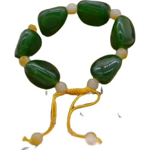 China Hand Engraving Hetian Jade Green Jade Handstring