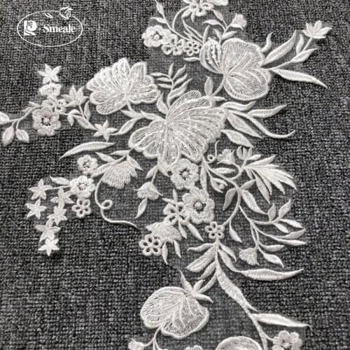 2pieces/1pairs DIY Bridal Lace Mirror flower Applique Lace Patches Wedding Dress Sewing accessories Ivory white 49cm*34cm RS2925