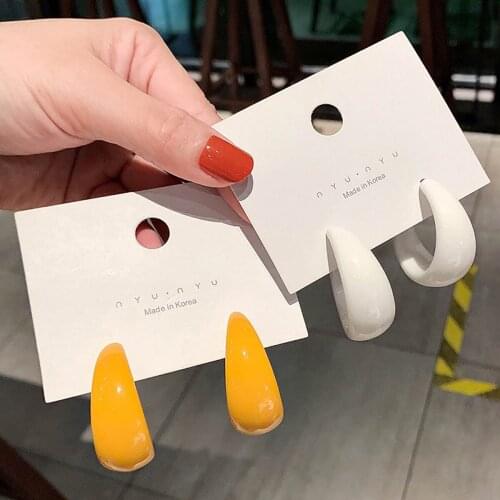 AENSOA Korea Candy Color Acrylic Resin Hoop Earrings for Women 2021 New Geometric C-shaped White Yellow Color Earrings Jewelry