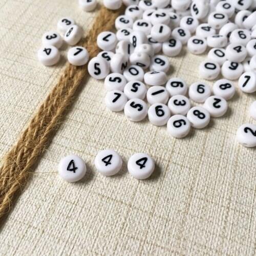 Free Shipping 500pcs 4*7MM Flat Coin Round Acrylic Number 4 Letters Beads White with Black Character Alphabet Beading Beads
