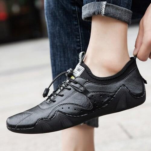 Mens Leather Casual Shoes Mens British Style Designer Shoes Elastic Band outdoor Moccasins Men Loafers Sneakers