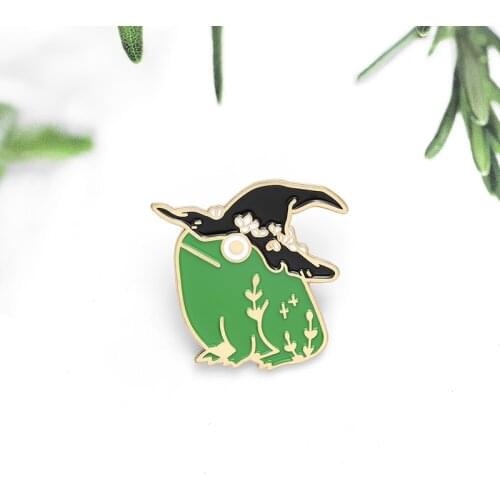 Magic hat small flowers Enamel needle Green cute cartoon frog Brooch clothes lapel backpack pin badge jewelry gifts for friends