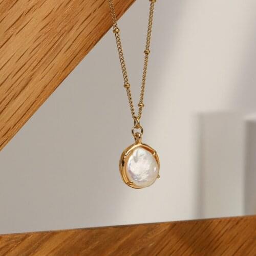 Amaiyllis Pearl Necklaces For Women
