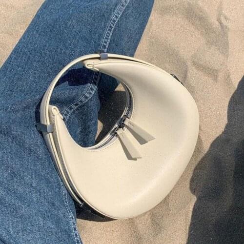 Bag 2021 new bag Korea crescent bag metal buckle underarm bag small round bag semi-round bag shoulder bag