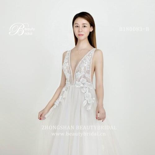 Wedding Dresses V-Neck Court Train Lace Applique Crystal Beading Bride Dress Gowns Vestidos De Novia B18083