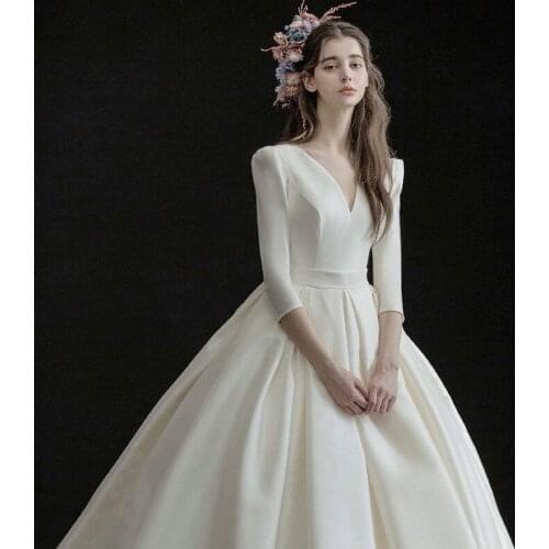 2021 Elegant Wedding Dresses Deep V-Neck Simple White Matte Satin Tailing Half Sleeve A-line Long Formal Bridal Banquet Gowns