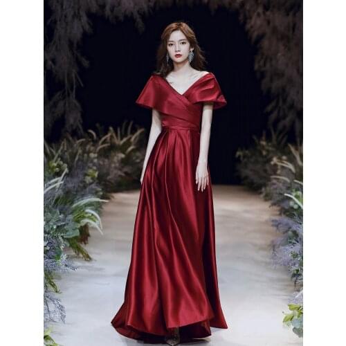 2021 High Quality Ball Gown Burgundy Satin Prom Dress Host Banquet Birthday Party Celebrity Vintage Formal Evening Dress A217