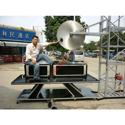 The Death Saw - Illusion Magic, Magic Trick