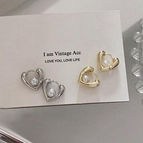 Gothic Vintage Gold Silver Color Hollow Love Heart Pearl Stud Earrings for Women Girl Hiphop Punk Cool Hearts Eearring Jewelry