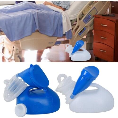 High-capacity 2000 ML Female Male Unisex Traveling Camping Portable Plastic PE Odor Proof Urinal With Cover