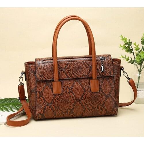 Handbag 2019 New European and American Serpentine Ladys Bag Leisure Fashion