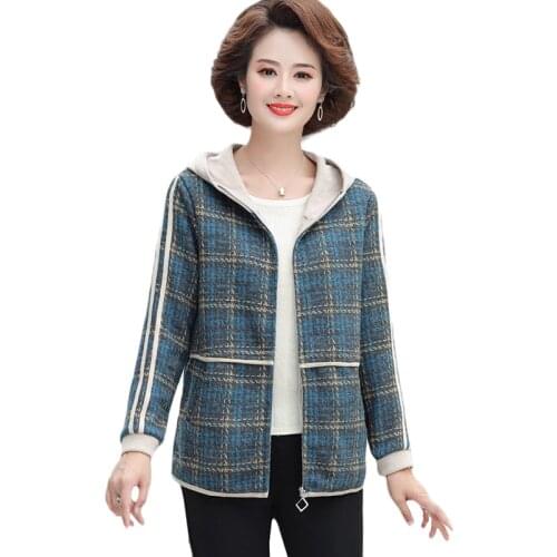 Middle-aged Women Hooded Windbreaker Spring Autumn Fashion New Casual Short Trench Coat Plus Size Womens Thin Plaid Overcoat 5XL