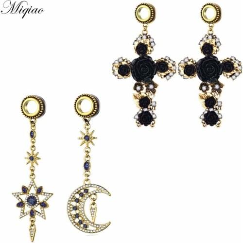 Miqiao 2pcs New Product Retro Long Moon Black Flower Pendant Earrings 6mm-20mm Human Body Piercing Jewelry