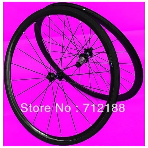 Full carbon Road bike clincher 700C wheelset : 38mm Rim + Spokes + hub + skewers