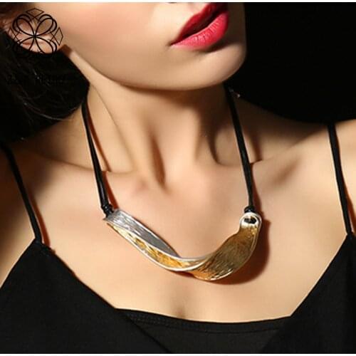Womens Trendy Neck Chokers Twisted Necklaces Jewelry Suspension Fashion Female Decoration Statement Accessories For Gifts 2020