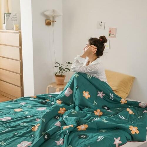 Flower pattern Cool Silksoft Quilt Summer Blanket Cooling Smooth Blanket Vintage Style Comforter Bed Cover Single Queen Size