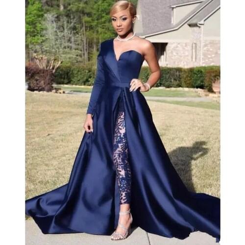 A-Line Sexy Prom Formal Evening Dress V Neck Long Sleeve Court Train Lace Satin with Overskirt Split Front 2021