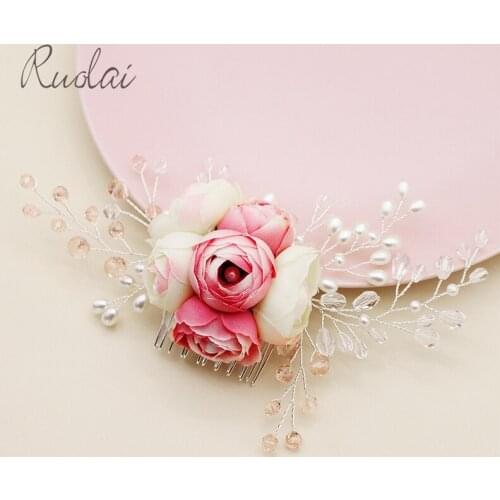 New Arrival Flower Wedding Hair Comb Pearls Crystal Headpiece Bohemia Wedding Accessories Ladies Headband Bridal Head Wear HD35