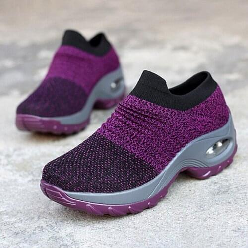 Running Sneakers Fashion Breathable Mesh Casual Shoes Platform Sneakers Men Platform Slip-On Sneakers Walking Women Shoes