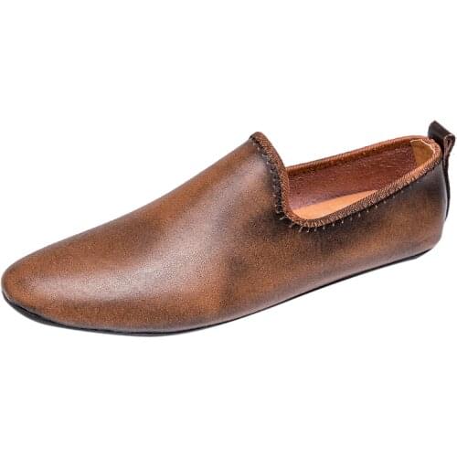 Mens Breathable Soft-Soled Leather Shoes Fashion Casual Shoes all-match wear-resistant breathable Outdoor Beanie shoes