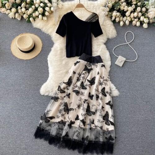 2021 New Fashion Summer 2 Piece Dress Set Women Designers Knitted Top And Lace Embroidery Mesh Skirts Suit Party Sexy Outfits