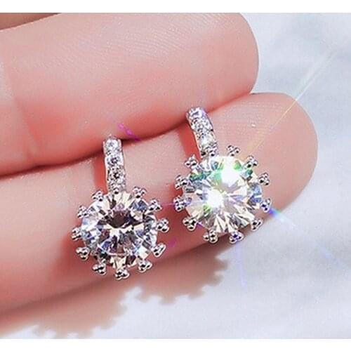 Huitan Dazzling Cubic Zircon Women Stud Earring Crystal Silver Color Delicate Female Earrings Party Fancy Gift Fashion Jewelry