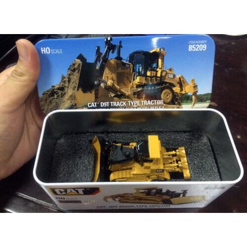 Cat D9T Track-Type Tractor - HO Scale 1:87 Scale DieCast Masters Model New in Box #85209