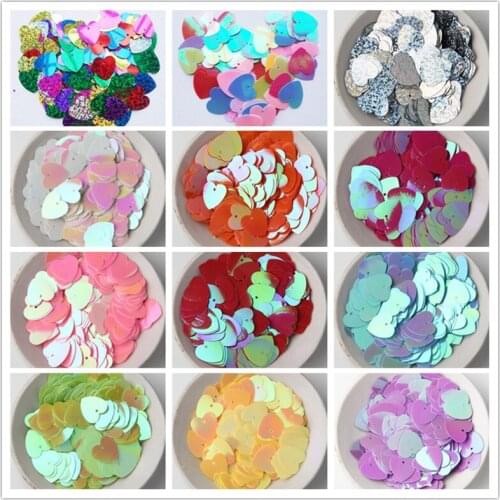 100Pcs/Lot 17mm Love Heart Sequins PVC Paillettes 12 Colors Sewing Lentejuelas Handmade Garment Wedding DIY Craft Accessories